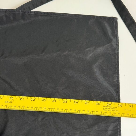 This Sh*t is Going to be Delicious Black Apron NWOT - Picture 4 of 4